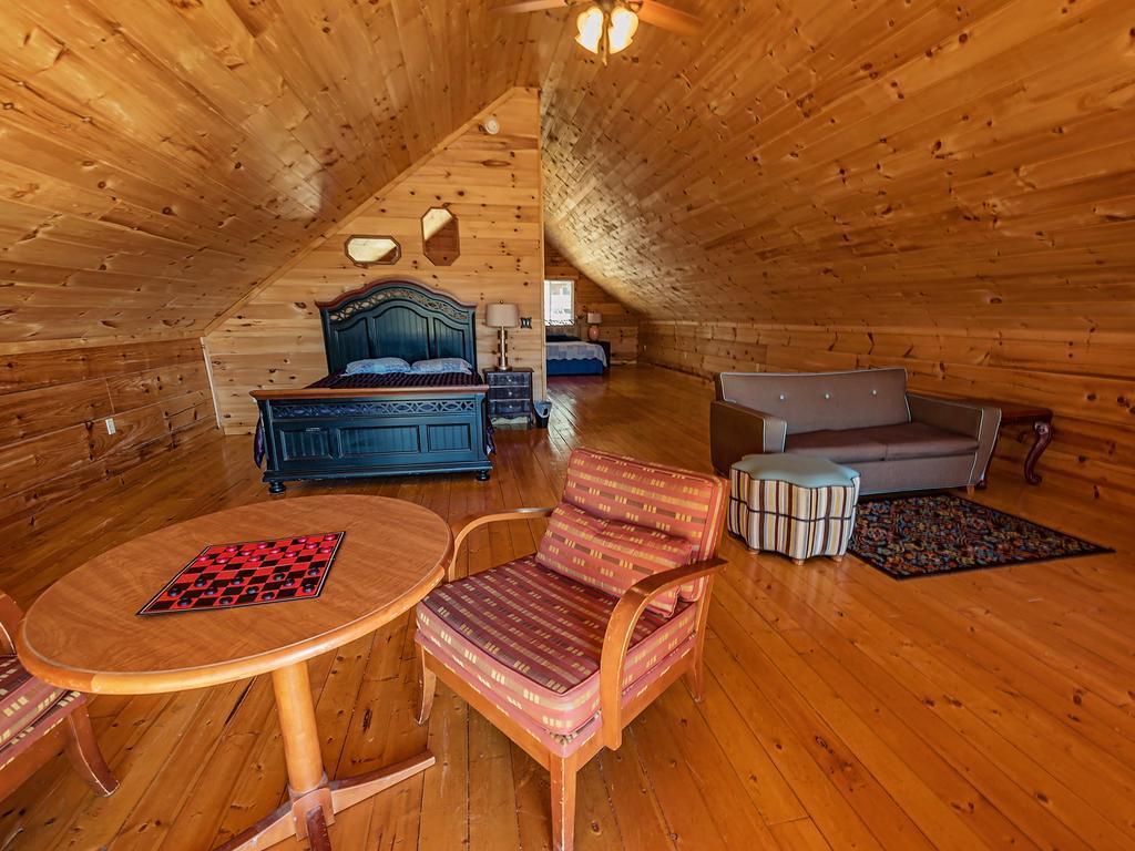 Log Cabin In Smoky Mountains Hotel Сивиървил Стая снимка